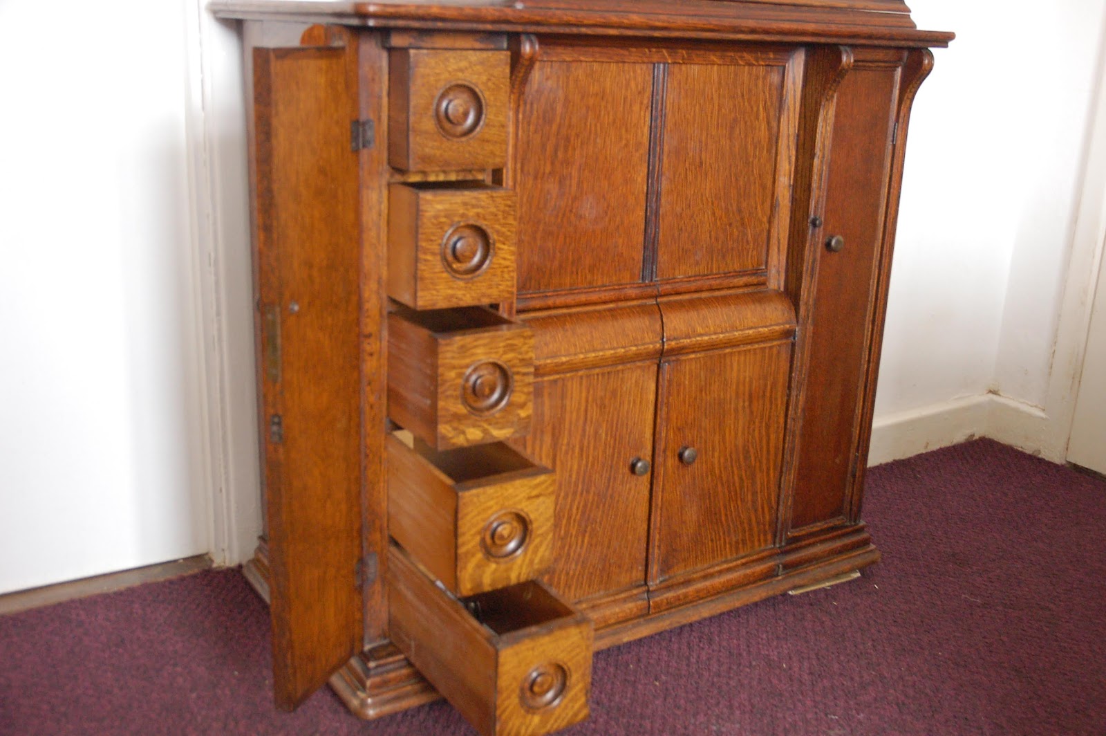 Singer Drawing Room Cabinet No 21 with 1917 Class 66K -1 | Vintage