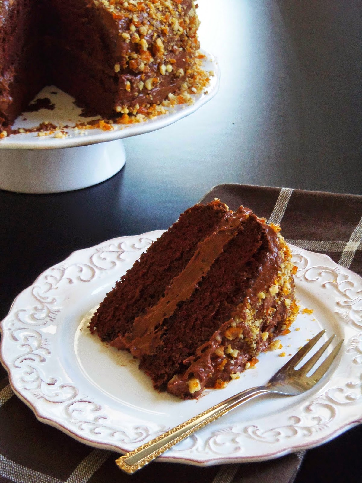 Simply Romanesco Chocolate Cake with Walnut Brittle