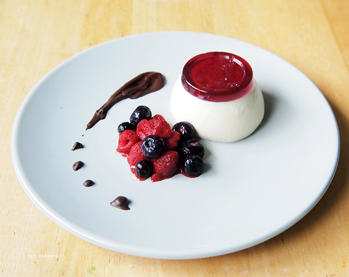 ice pandora Project Vanilla Panna Cotta with Berry Jelly