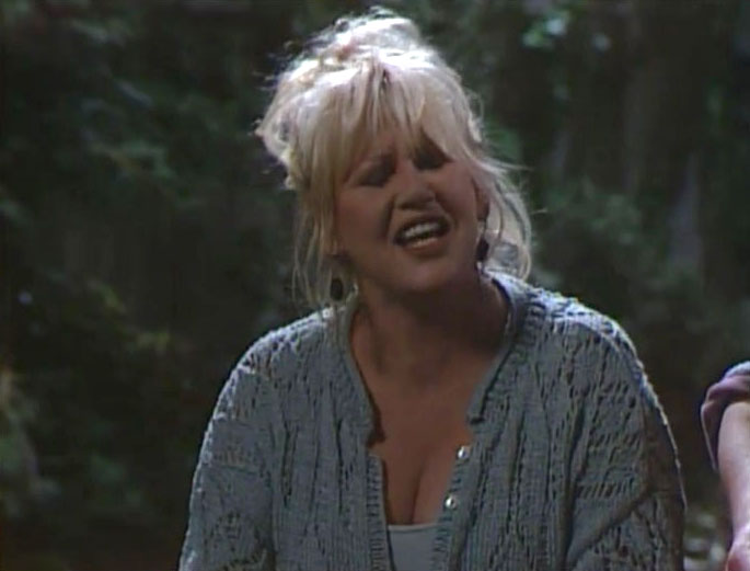 40 Favorite Amazing Moments From Roseanne (+ 1 extra) 