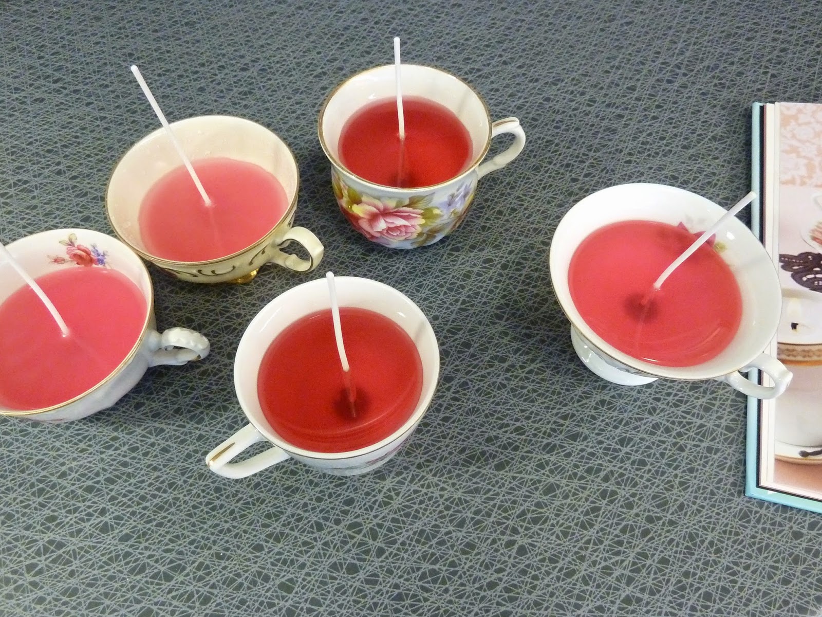 nordic craft Upcycling vintage teacups Making teacup candles