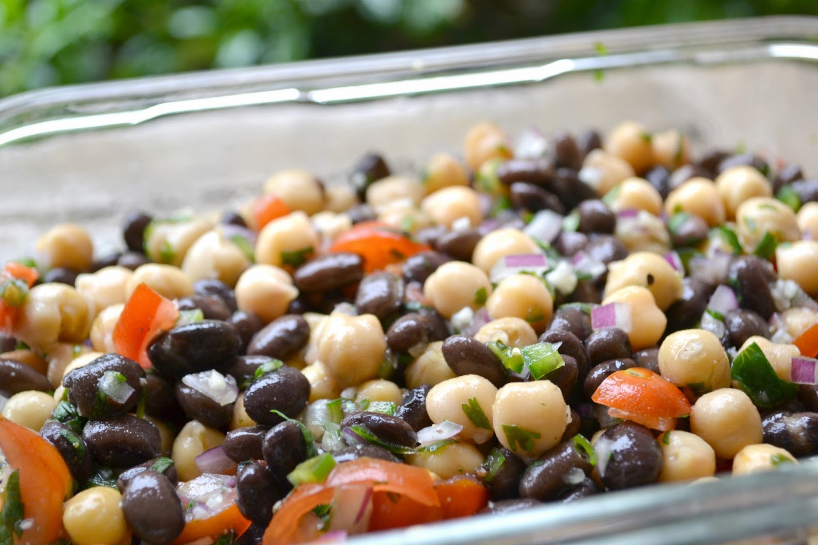 Feed the Fashionista Black Bean and Chickpea Salad
