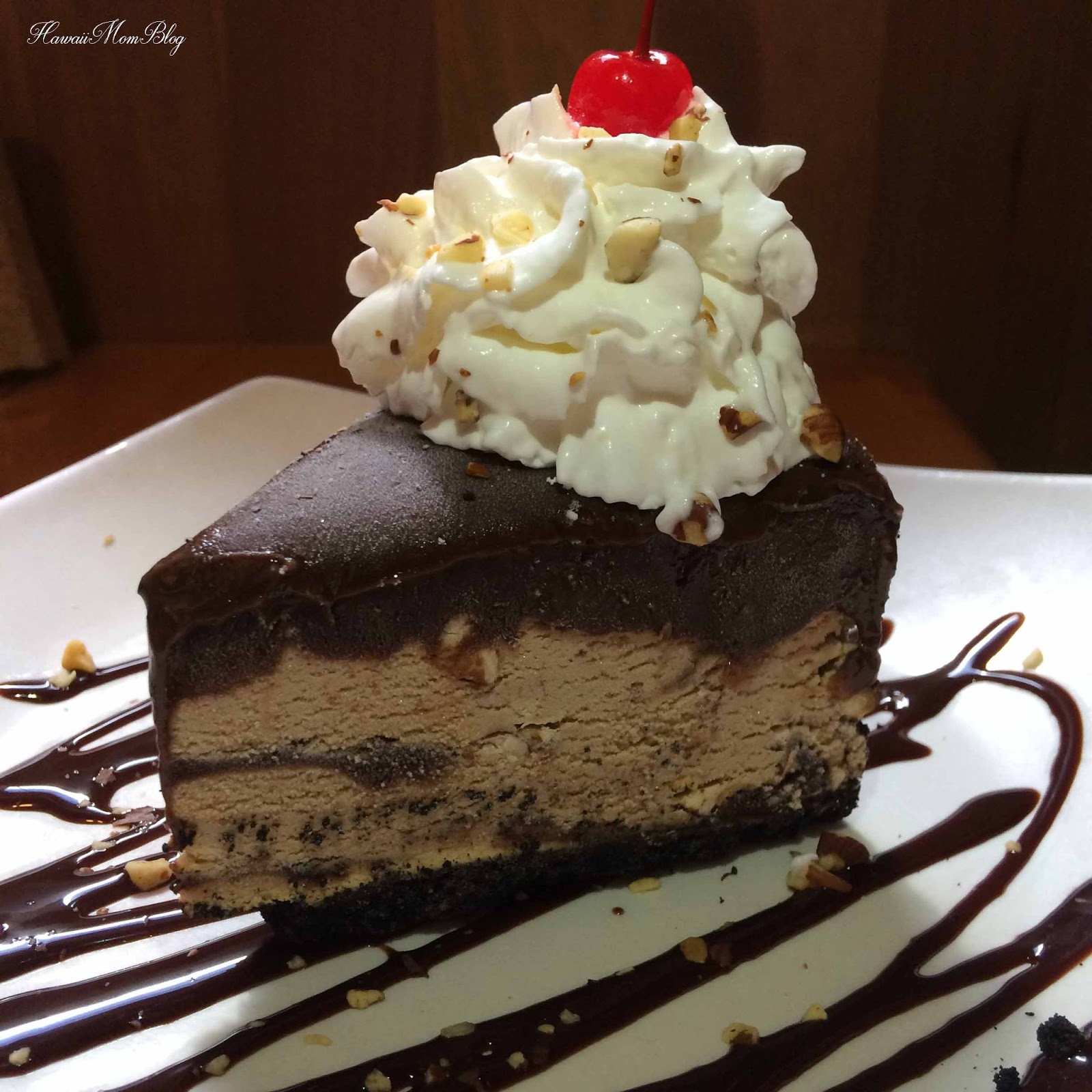 Hawaii Mom Blog Islands Fine Burgers and Drinks A Family Fave