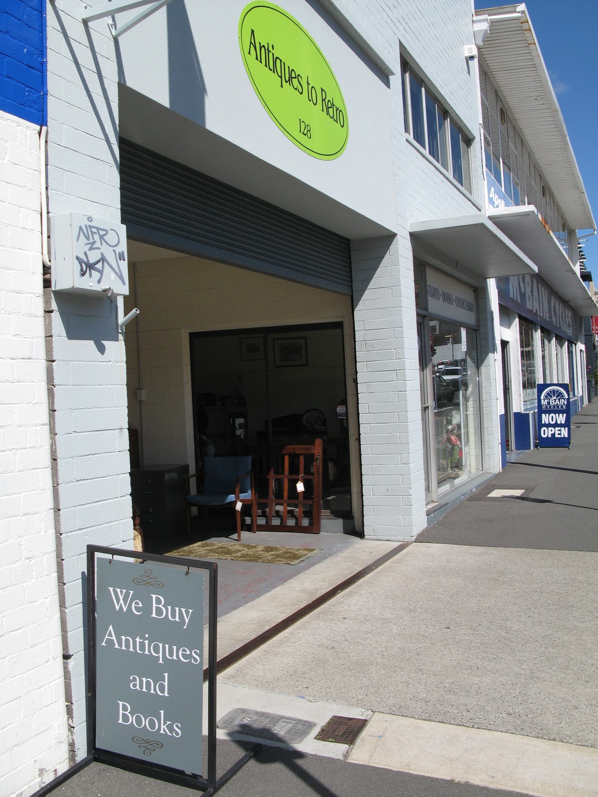 Collecting Piz Gloria Hobart Book Hunt