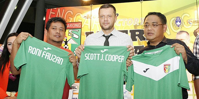Scott Cooper Resmi Arsiteki Mitra Kukar Scott Cooper Resmi Arsiteki Mitra Kukar