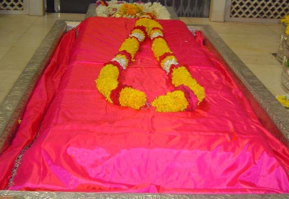 Shirdi Sai Baba Temple | Shirdi Saibaba