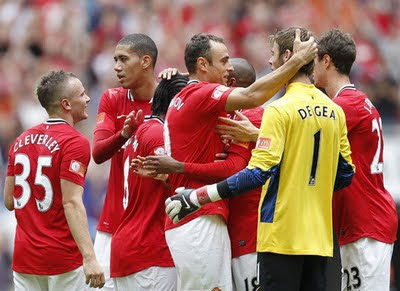 Manchester United Win Community Shield 2011 (3)