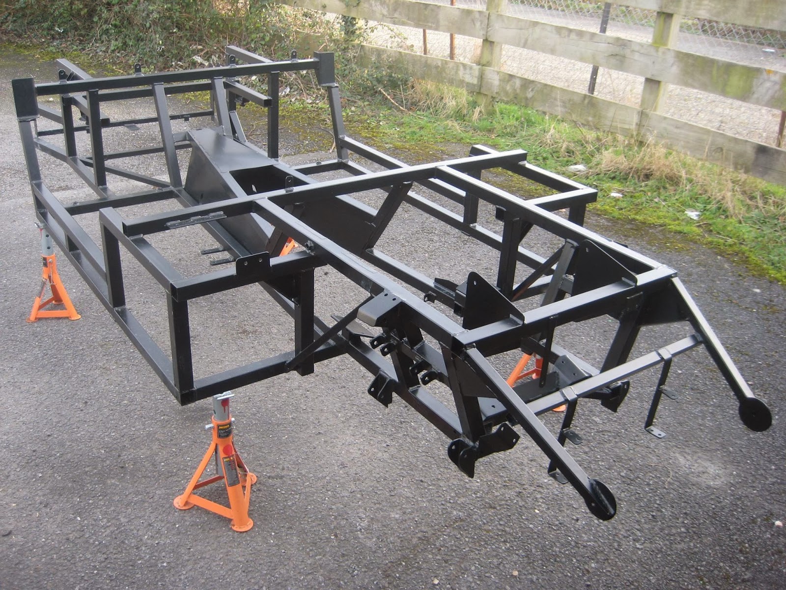 Restoring a Classic Marcos 3.0 V6 Winter working November 2013 to