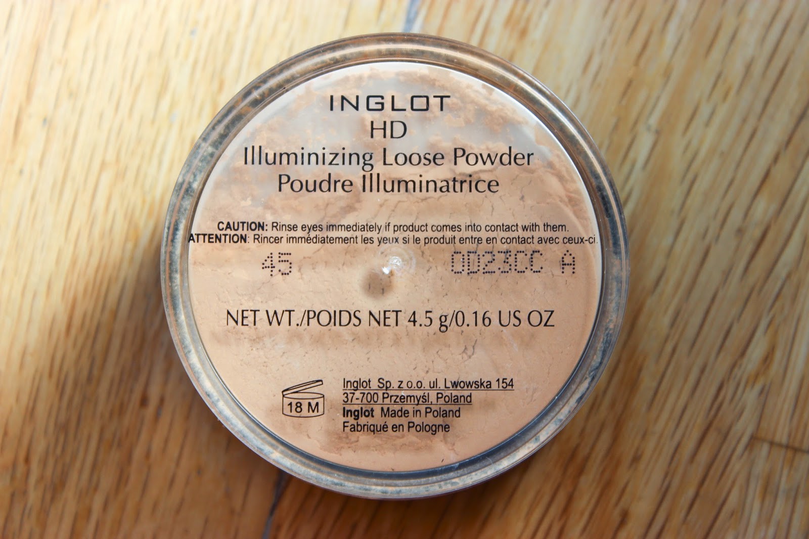 Inglot HD Illuminizing Loose Powder in 45 DiscoveriesOfSelf Blog Beauty Blogger NC50