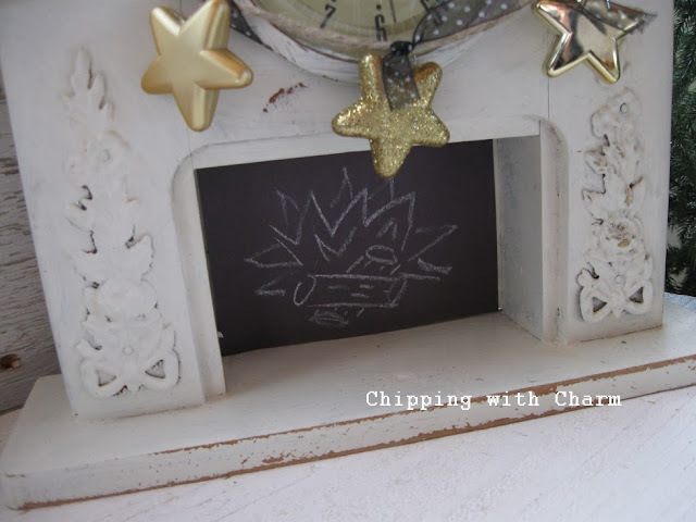 Chipping with Charm:  Mini Faux Fireplace...http://chippingwithcharm.blogspot.com/