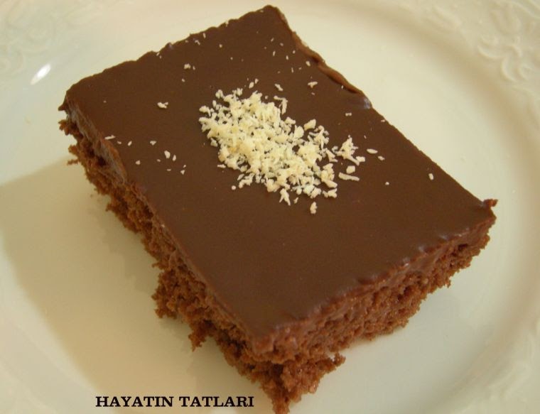 HAYATIN TATLARI Çikolatalı Cevizli Islak Kek