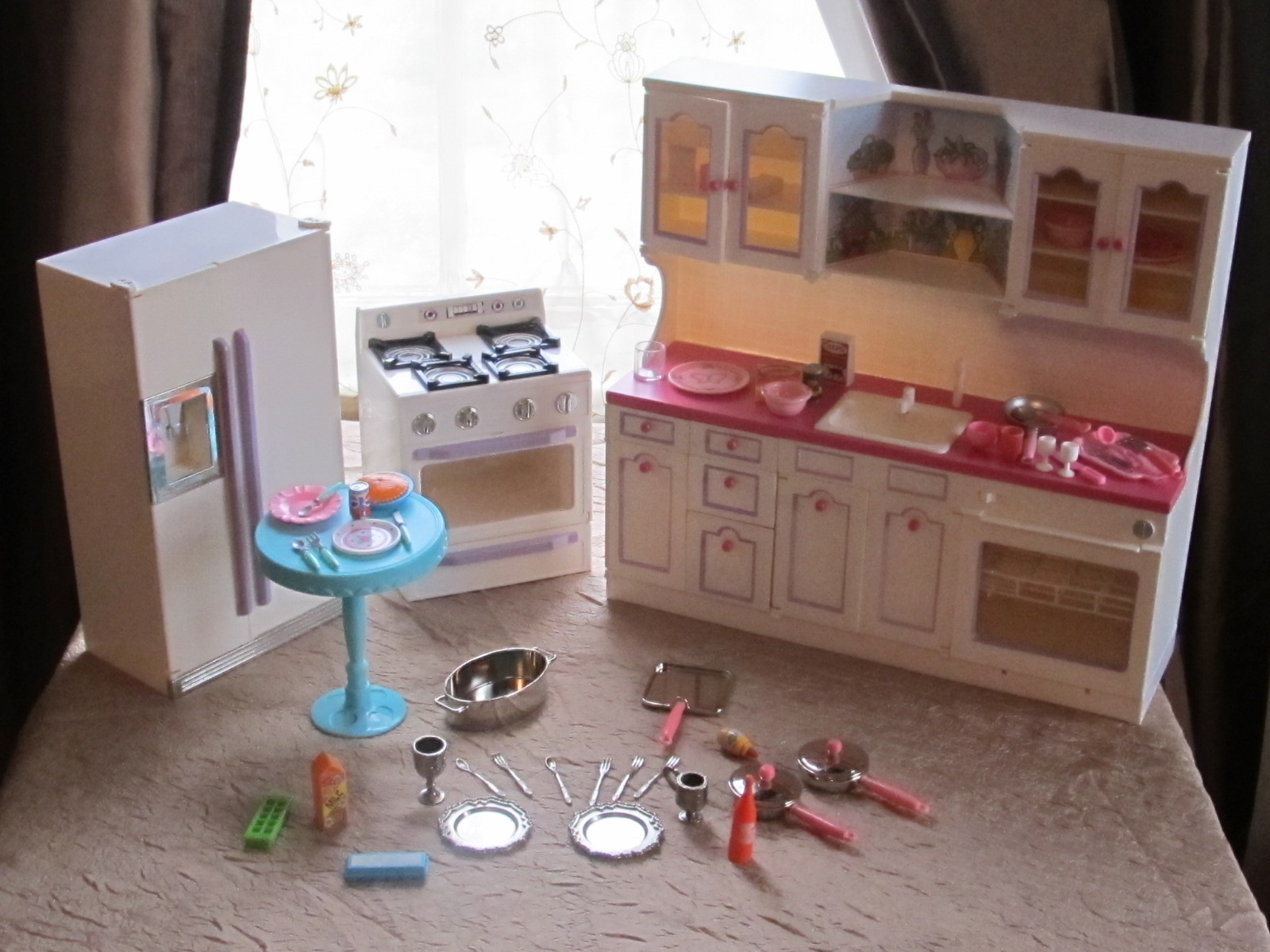 barbie kitchen 90s