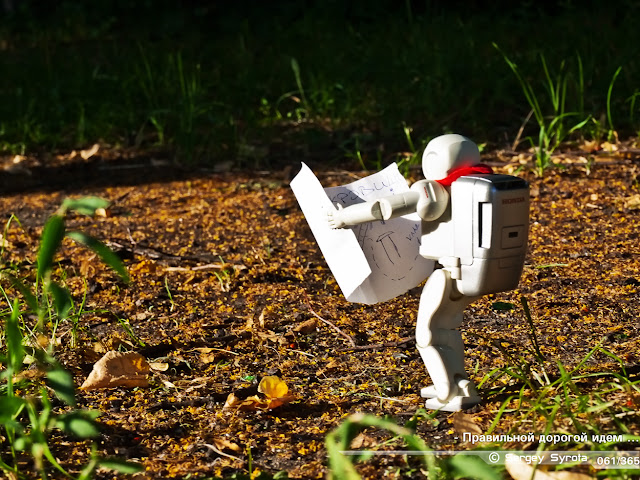 фотография робота Асимо, фото история игрушки, прикольные фотографии, history of toys  