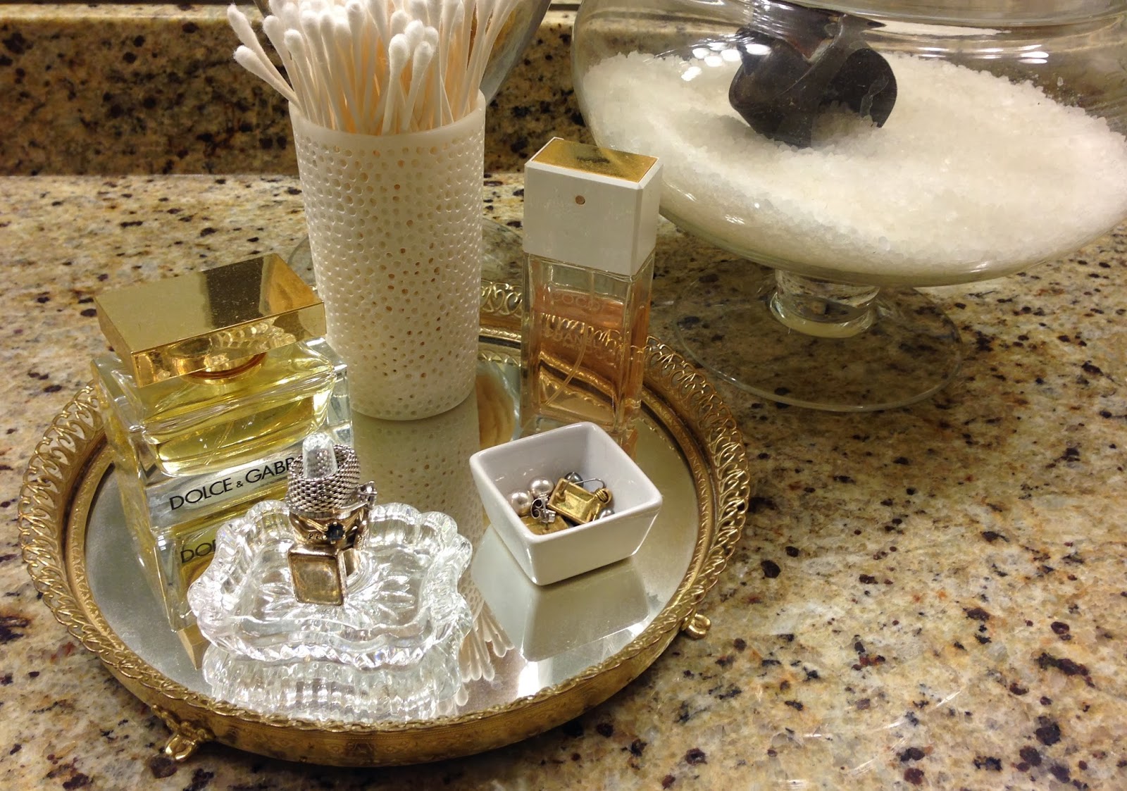 Home Inspirations Top 3 Places for a Mirrored Vanity Tray!