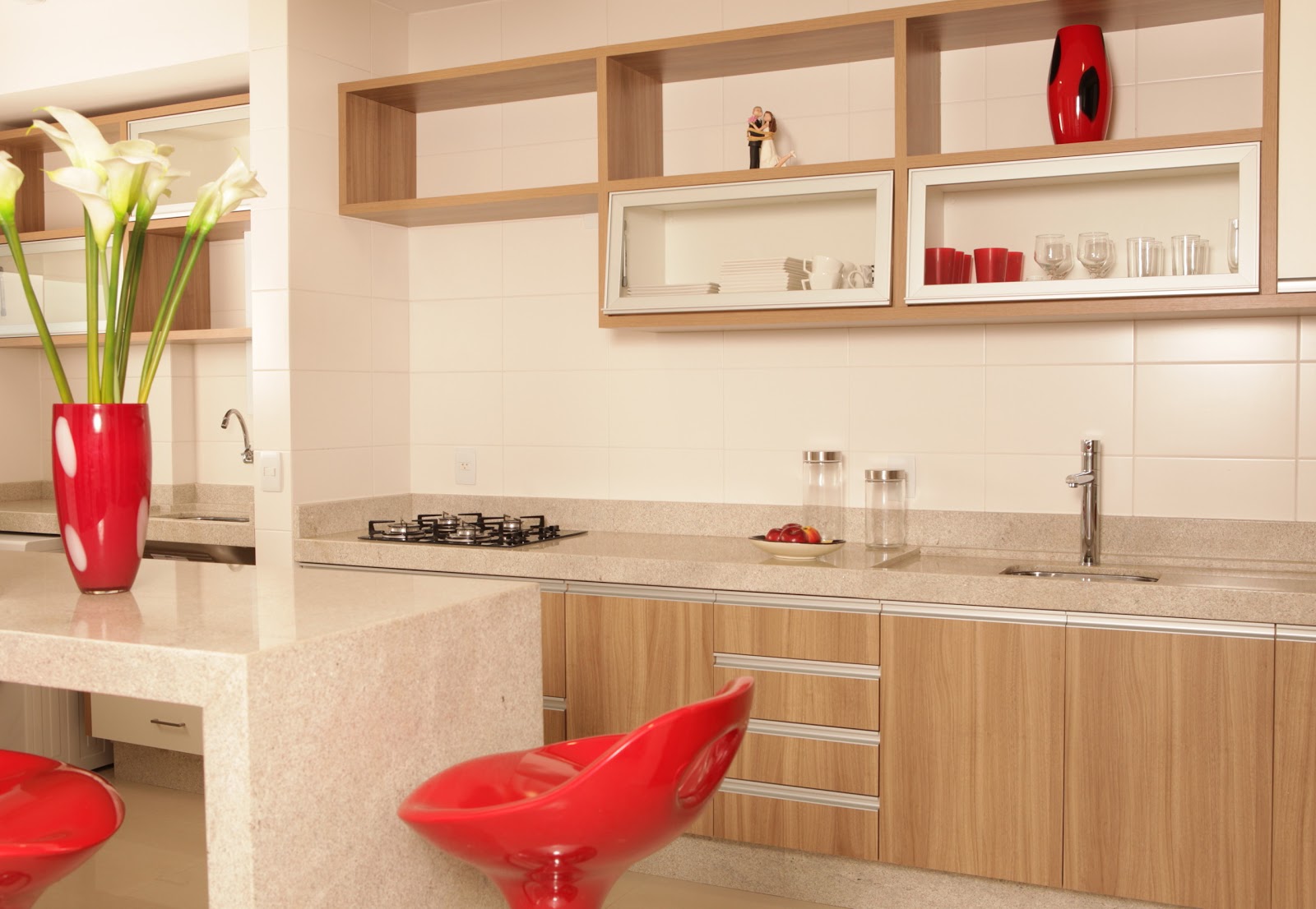 #AC201F Ocabrasil Arquitetos: COZINHA . APARTAMENTO . PALHOÇA 1600x1106 px Projeto De Cozinha Com Forno Embutido #2839 imagens