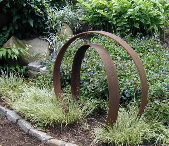 Designing Domesticity: Inspiration Monday: Garden Ornaments