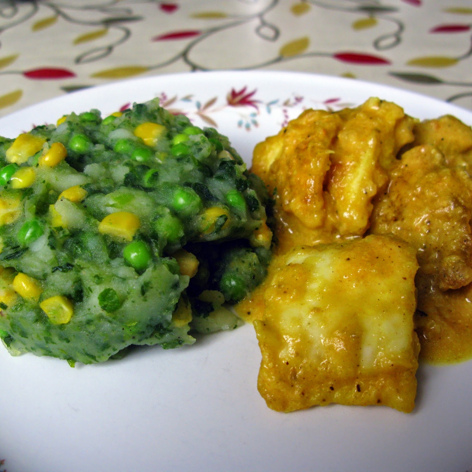 Chachi's Kitchen Irio / Kenyan Mashed Potatoes with Peas, Sweetcorn