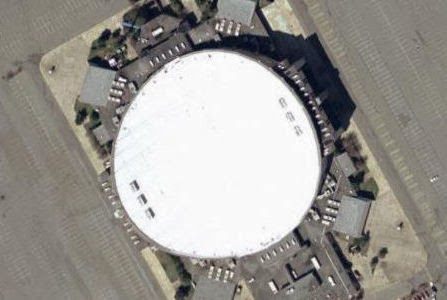 The saddleback (potato chip) roof, seen from above. 