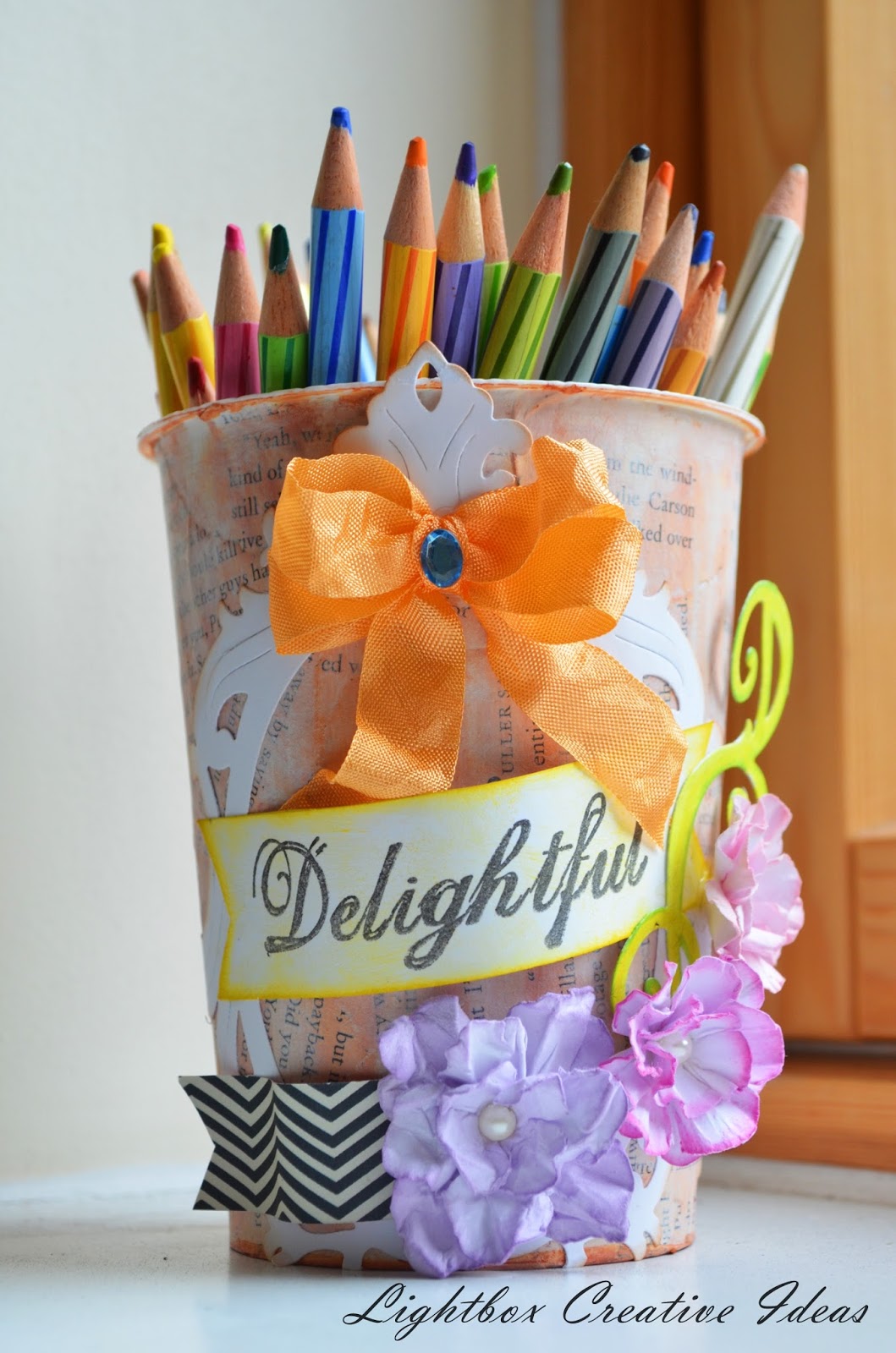 Lightbox creative Ideas Upcycled Pen stand