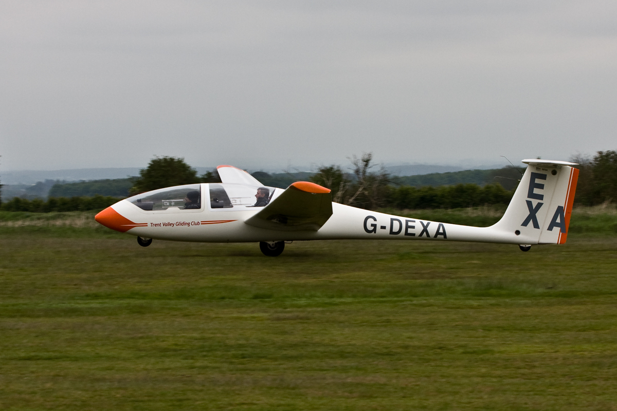 David Bladen's Aircraft Photos KirtoninLindsey 20/05/12
