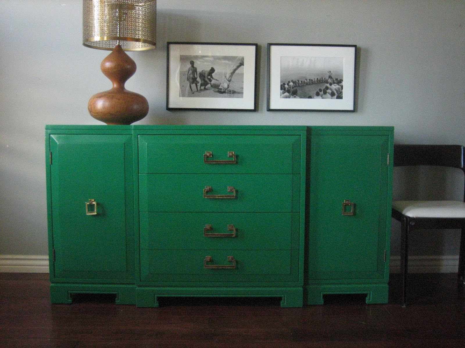 European Paint Finishes Emerald Green Console