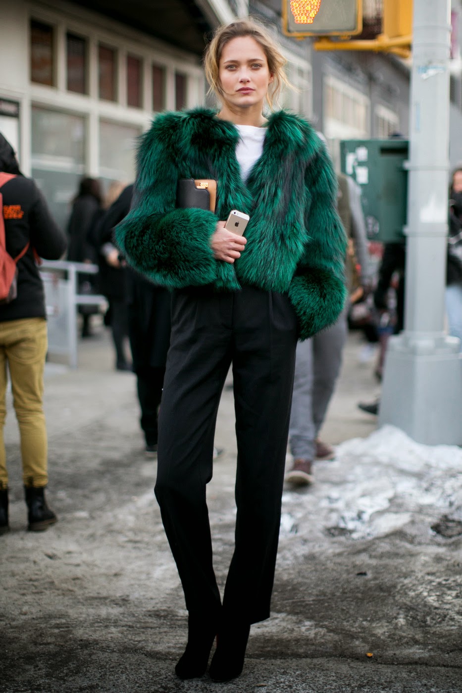 Karmen Pedaru in a Fur Coat, Exiting Louis Vuitton