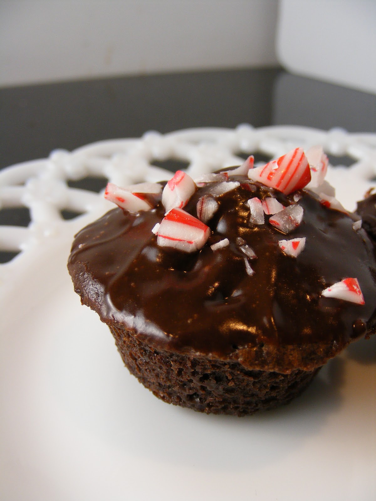The Virtual Goody Plate Candy Cane Kiss Brownie Bites
