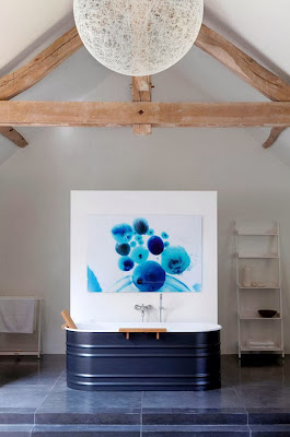 baignoire tub bleue Château de la Resle For intérieur via NAt et nature