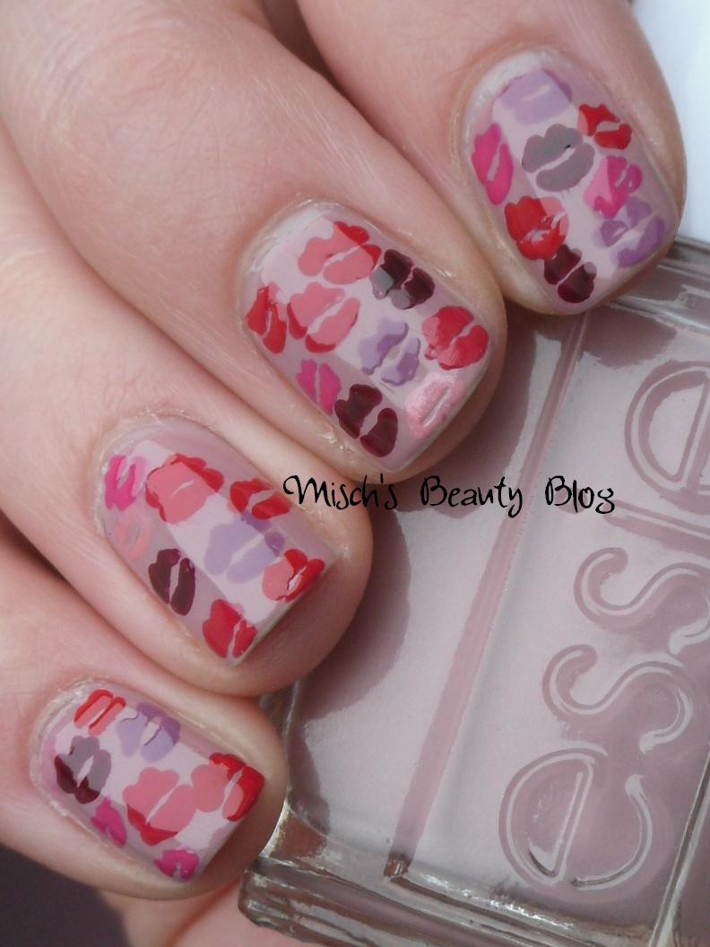 Misch's Beauty Blog: NOTD February 3rd: Essie - Ladylike + Kiss Nail Art