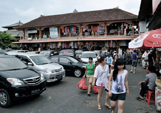 Pasar Sukawati - Pusat Berbelanja Oleh-oleh Bali