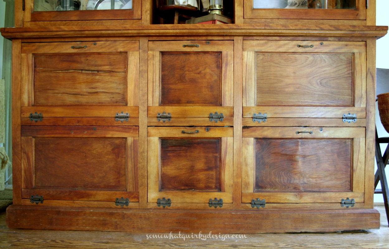 Somewhat Quirky: An Antique Humidor I did a slow look through the internet but came up with almost nothing about large cabinet humidors. - Somewhat Quirky: An Antique Humidor
