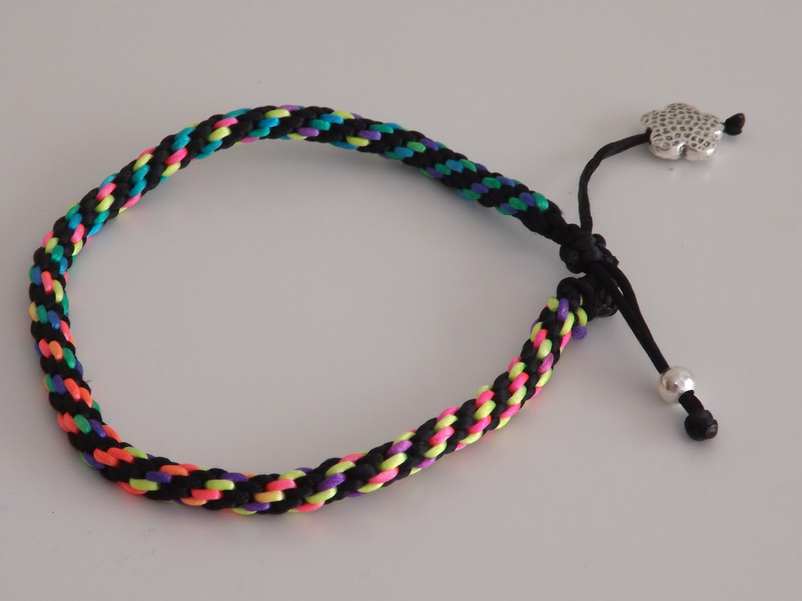 Pulseras manualidades Imagui