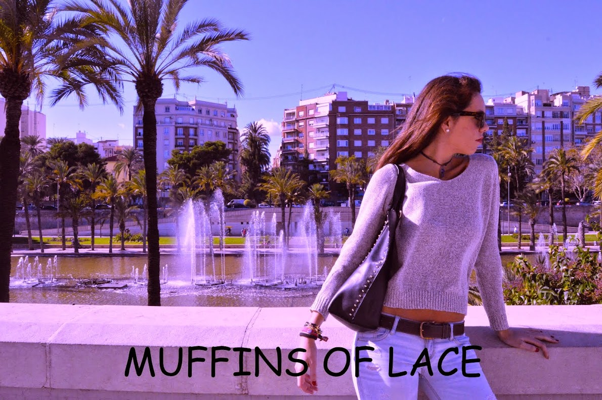 MUFFINS OF LACE