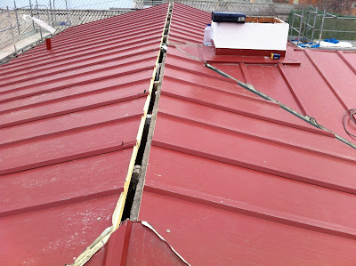 Metal y Amianto: Sustitución tejado de uralita con amianto por panel