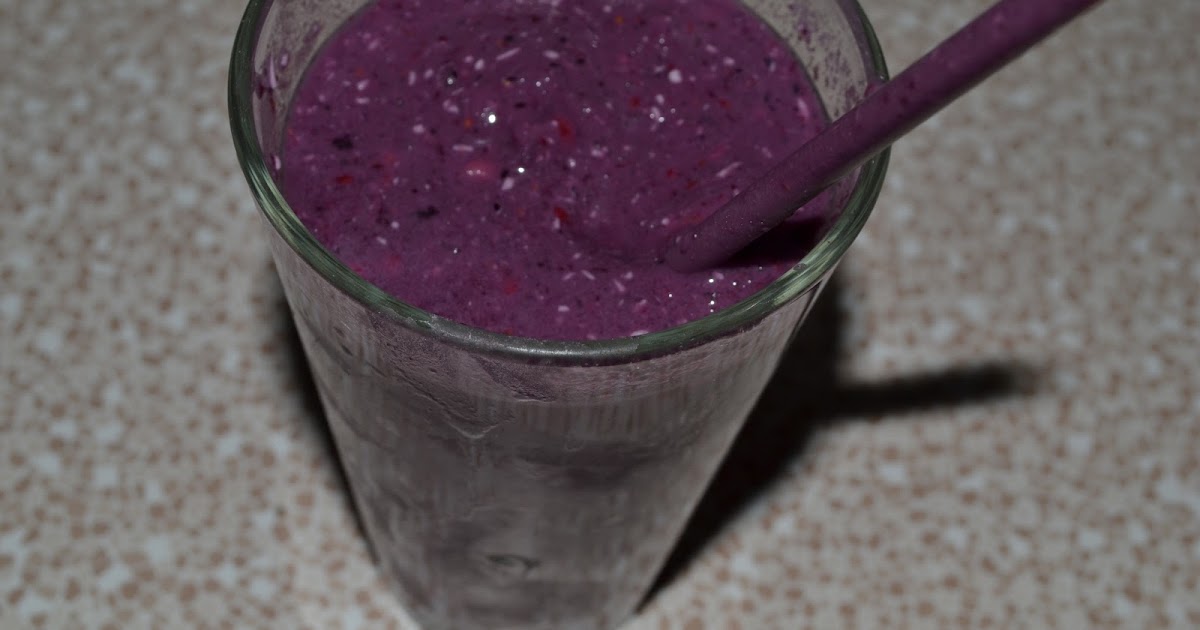 OrganiKeres Berry Protein Blast Smoothie