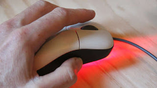 Fungsi Rahasia Tombol Scroll pada Mouse Fungsi Rahasia Tombol Scroll pada Mouse