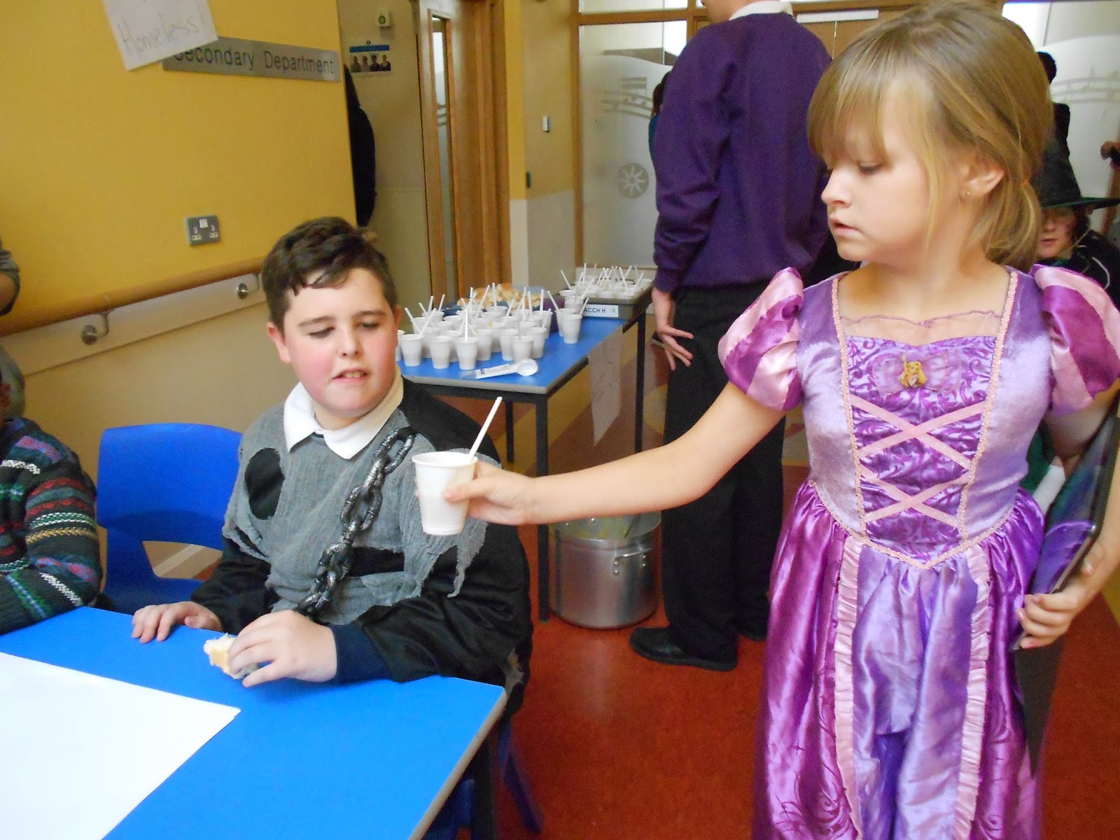 Portland Challenge Days S10 OPENED A SOUP KITCHEN FOR THE HOMELESS