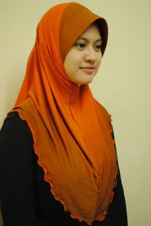 tudung curly