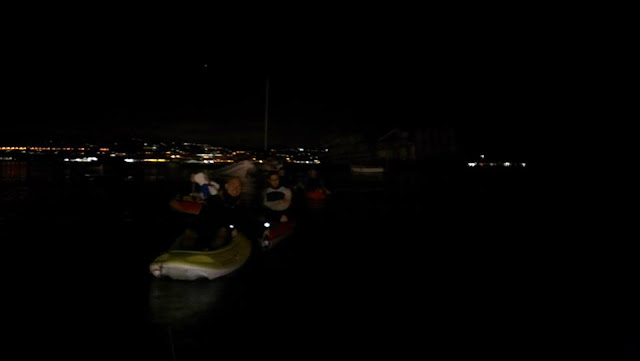 Canoa di notte Napoli