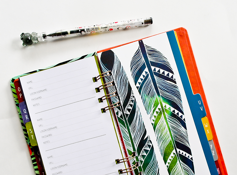 Bookish Lifestyle Product Review + Giveaway Studio Oh! Stationery and Mug