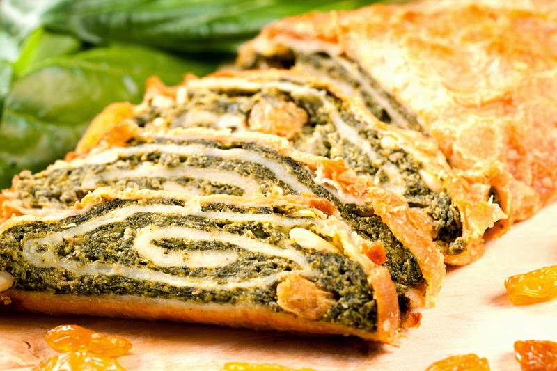 Пироги с мясом из слоеного бездрожжевого теста рецепты с