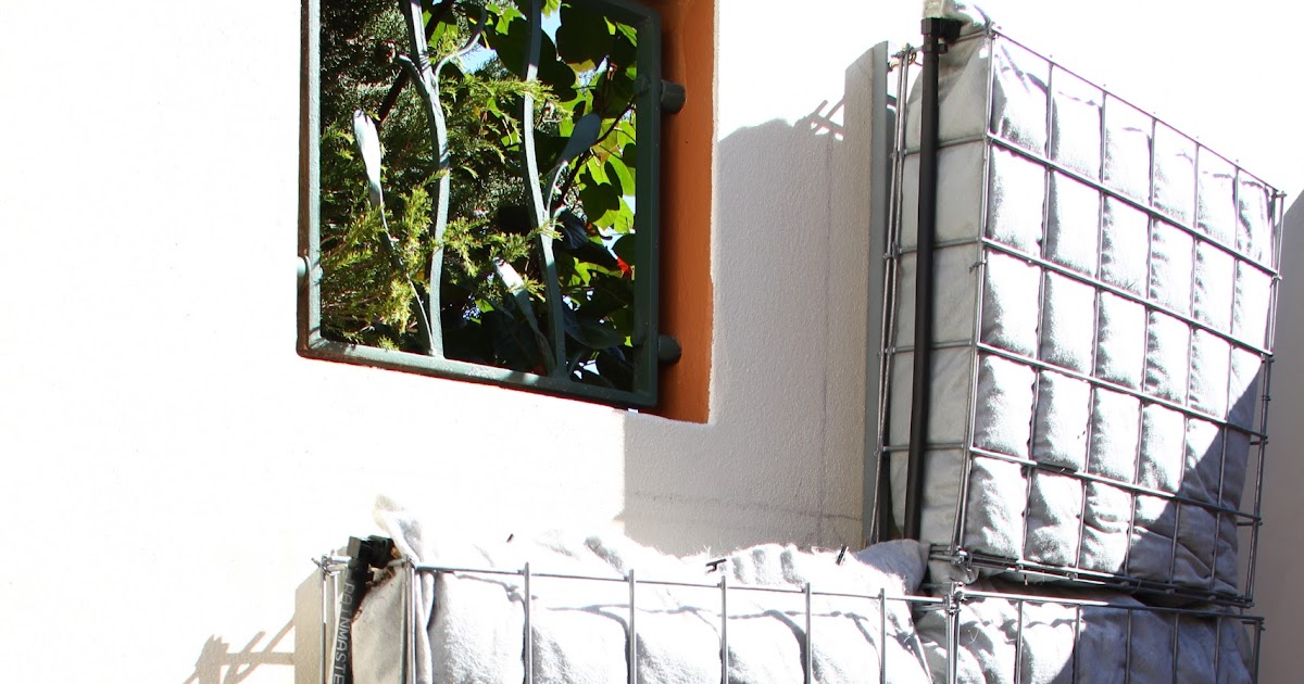 Frame This DIY Vertical Garden