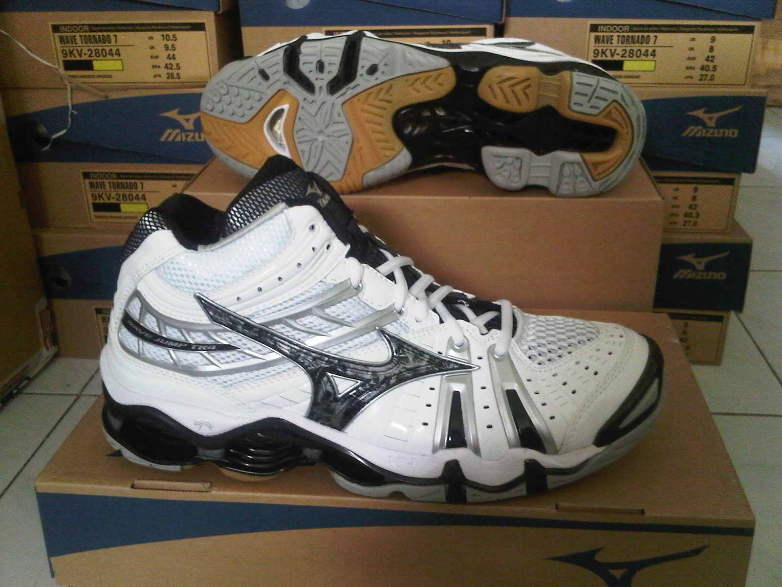 Mizuno Wave Jump Tr 4 mizuno wave jump tr 4