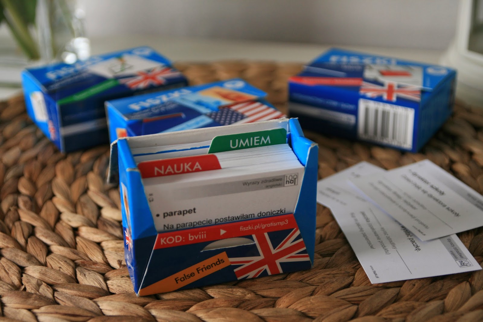 Magia książki...: Fiszki wydawnictwa Cztery Głowy. Język angielski.