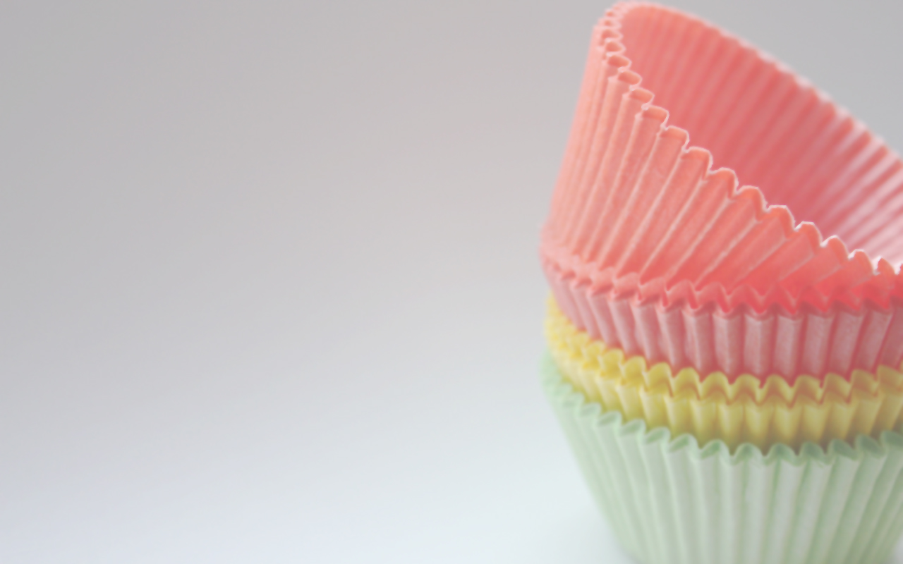 http://4.bp.blogspot.com/-Amyc5ADDlJE/UCPIA4uaUAI/AAAAAAAAADY/8W6DBkozTco/s1600/Cupcake+Wall+TOrangee%25E2%2599%25A5+%25281%2529.jpeg