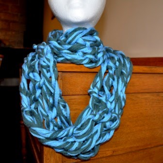 i arm knitting infinity scarf