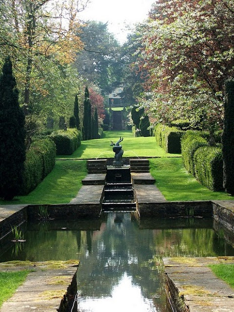 garden water element