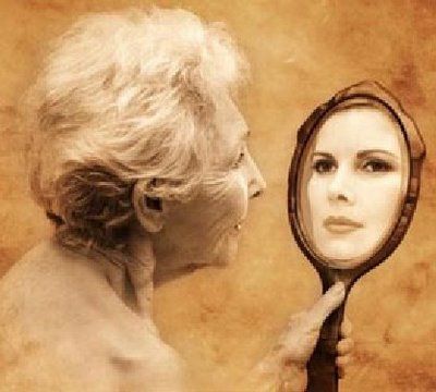MIRROR DOESN'T SEE WISDOM