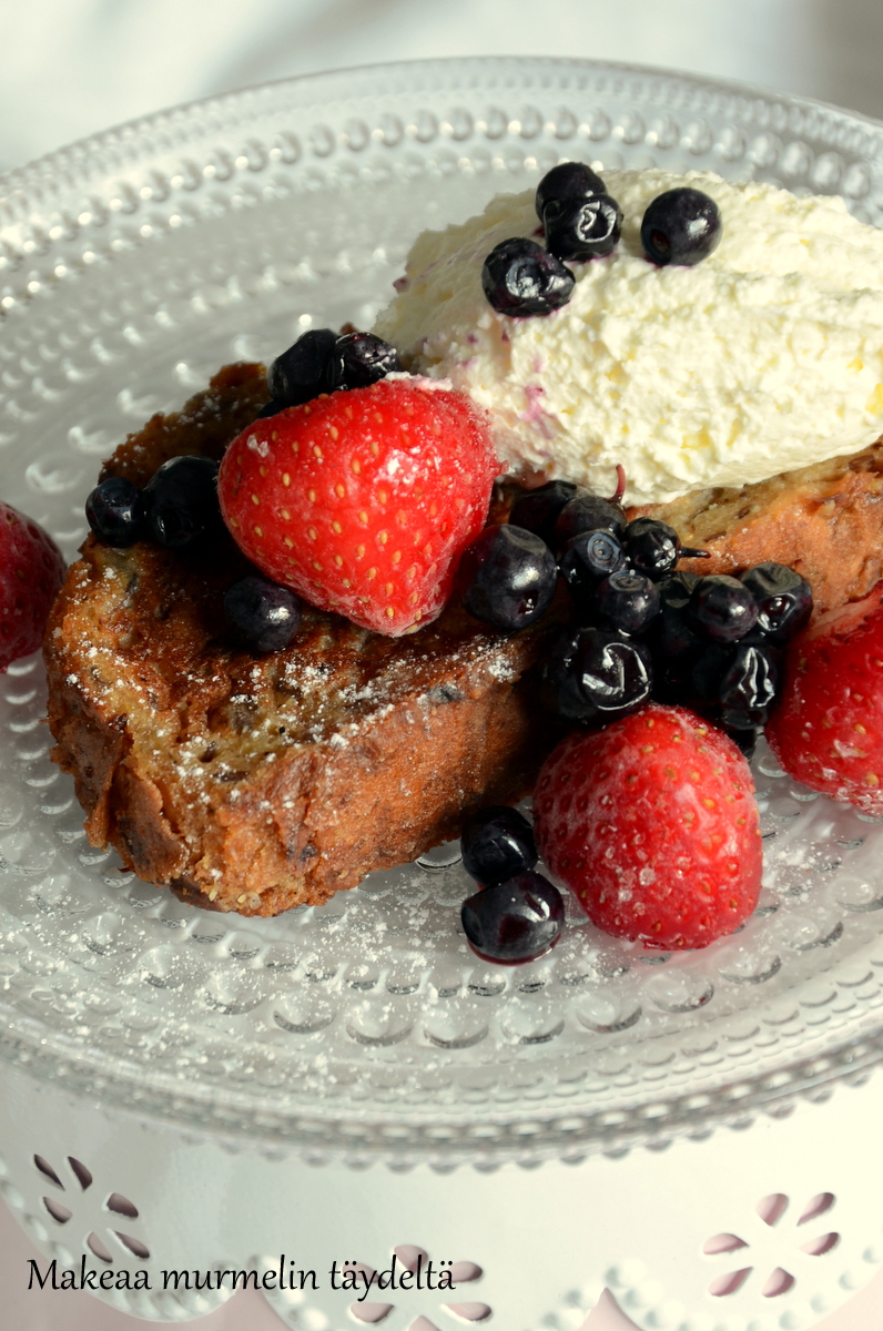 french toast with cinnamon
