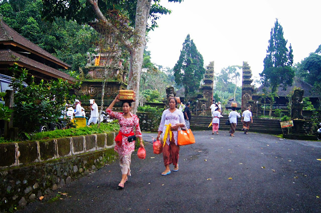 entrada al templo Luhur Batukau